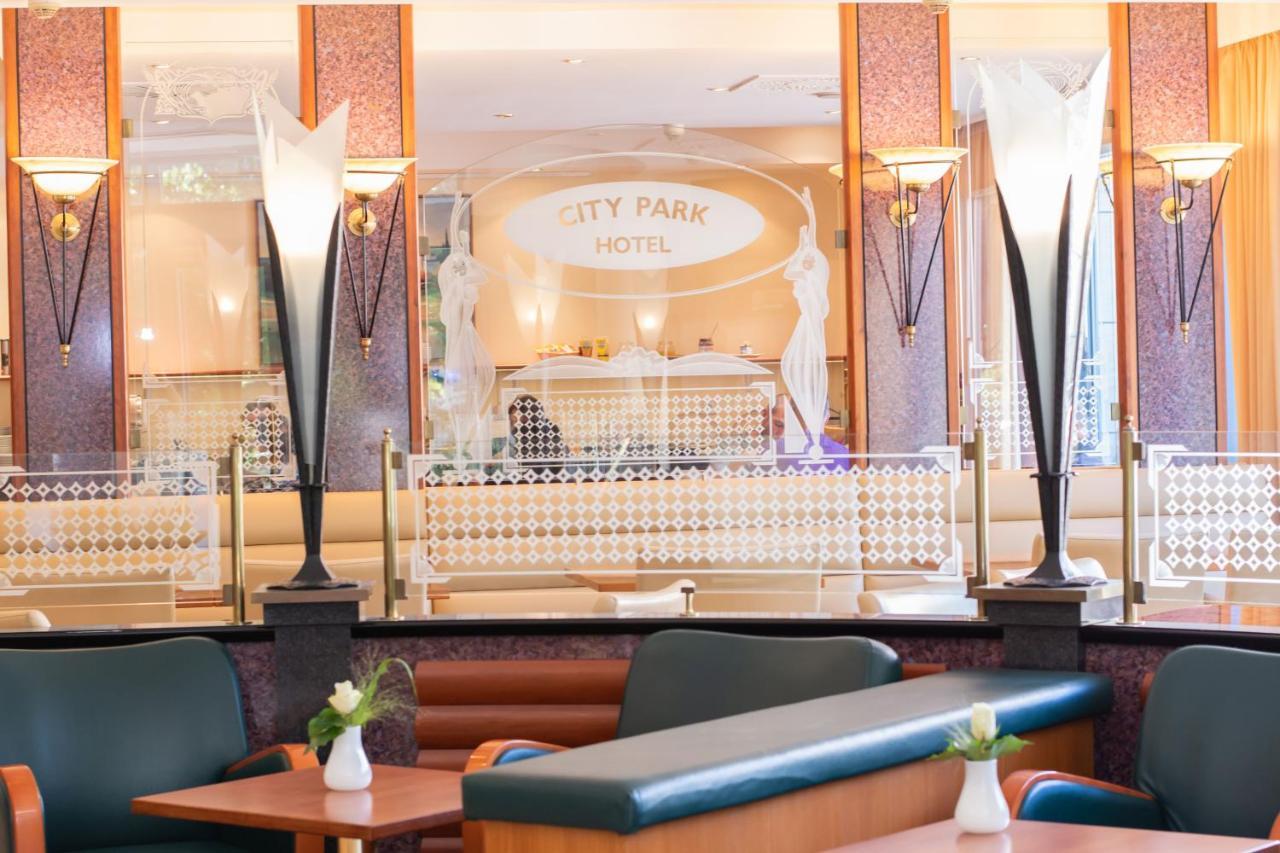 City Park Hotel Frankfurt  Exterior photo